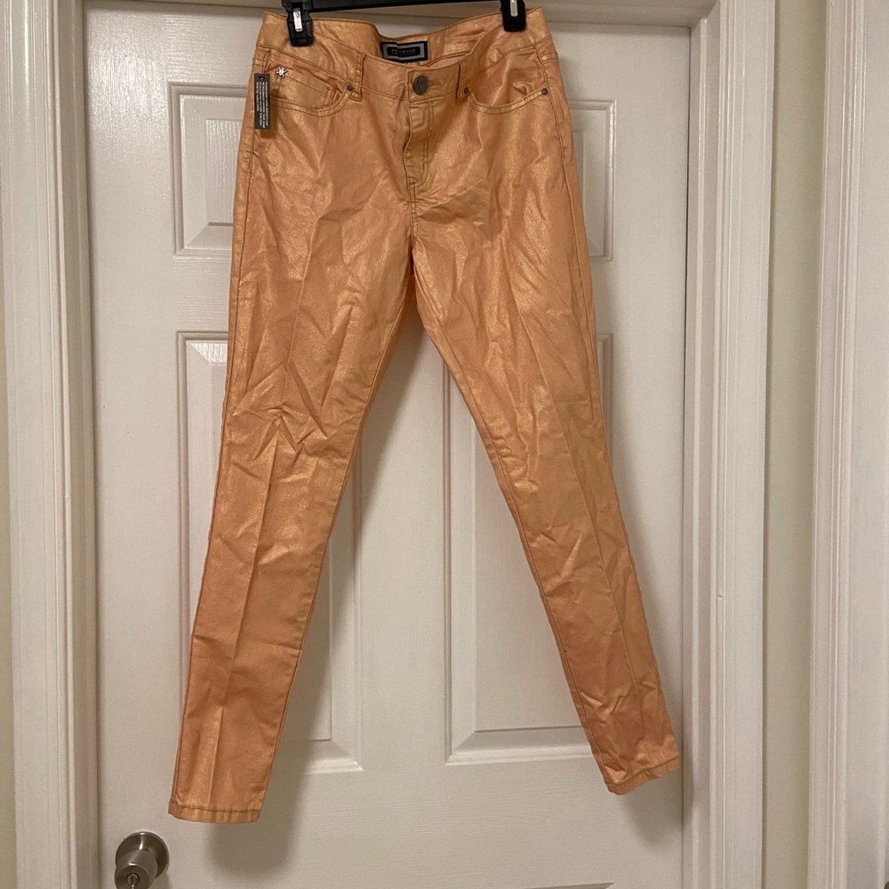 NWOT Kardashian Pants